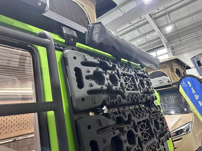 台能上京牌的硬核宿营车怎么选？AG真人国际“得意”出营：一(图5)